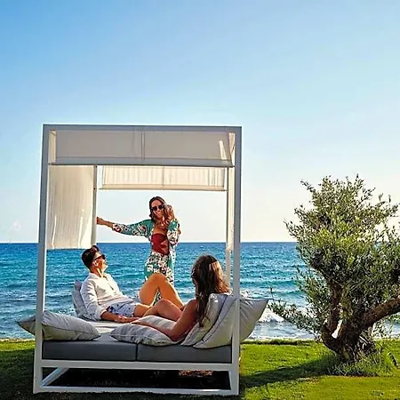 Lesante Blu - The Leading Of The World 5*